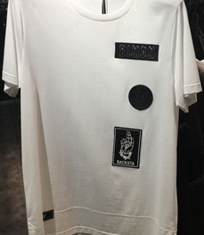 市场上装-T恤-（实拍）时尚男装t恤