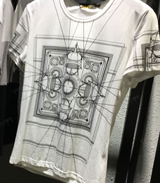 市场上装-T恤-（实拍）时尚男装t恤