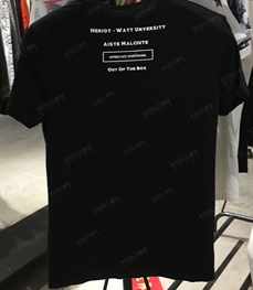 市场上装-T恤-（实拍）时尚男装t恤