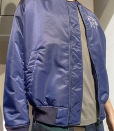 市场上装-夹克-（实拍）时尚商务夹克