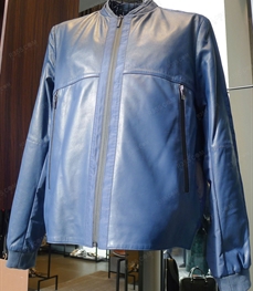 市场上装-皮衣-（实拍）时尚商务皮衣