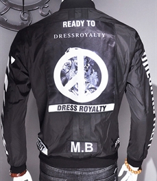 市场上装-夹克-时尚男装夹克