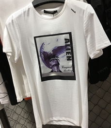 市场上装-T恤-（实拍）时尚男装t恤