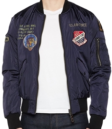 市场上装-夹克-时尚男装夹克