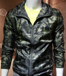 市场上装-夹克-时尚男装夹克