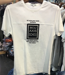 市场上装-T恤-（实拍）时尚男装t恤