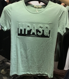 市场上装-T恤-（实拍）时尚男装t恤