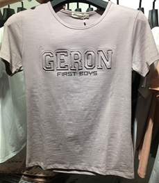 市场上装-T恤-（实拍）时尚男装t恤