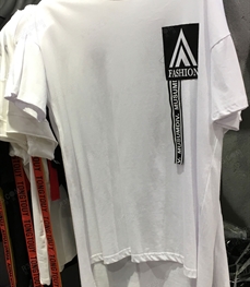 市场上装-T恤-（实拍）时尚男装t恤