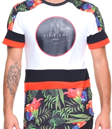 市场上装-T恤-时尚男装t恤