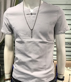 市场上装-T恤-时尚男装t恤