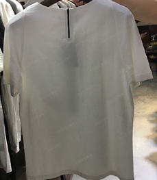 市场上装-T恤-（实拍）时尚男装t恤