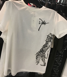 市场上装-T恤-（实拍）时尚男装t恤