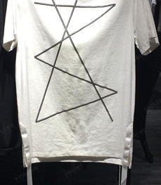 市场上装-T恤-（实拍）时尚男装t恤