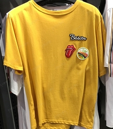 市场上装-T恤-（实拍）时尚男装t恤