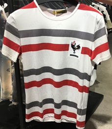 市场上装-T恤-（实拍）时尚男装t恤