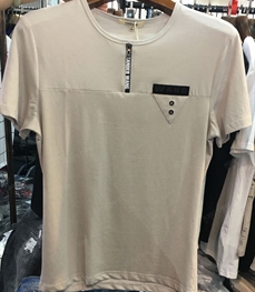 市场上装-T恤-（实拍）时尚男装t恤