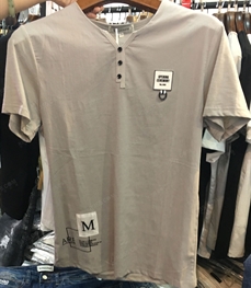 市场上装-T恤-（实拍）时尚男装t恤