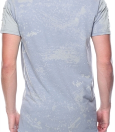 市场上装-T恤-时尚男装t恤