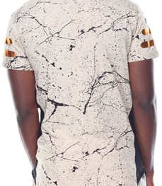 市场上装-T恤-时尚男装t恤