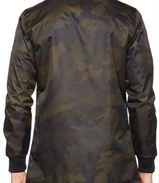 市场上装-中长外套-时尚男装中长外套