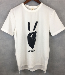 市场上装-T恤-时尚男装t恤