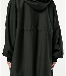 市场上装-中长外套-休闲男装中长外套