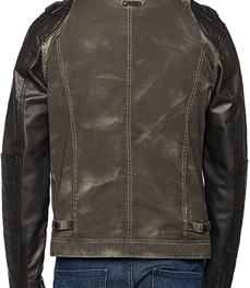 市场上装-夹克-时尚男装夹克