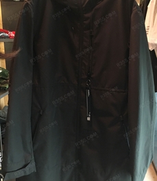 市场上装-中长外套-（实拍）休闲男装中长外套