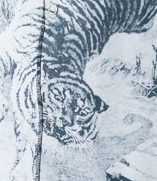 市场上装-T恤-休闲男装t恤