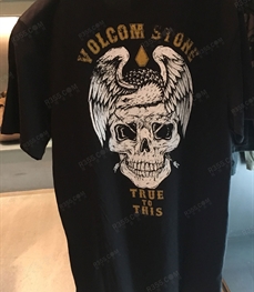 市场上装-T恤-（实拍）休闲男装t恤