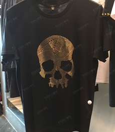 市场上装-T恤-（实拍）休闲男装t恤