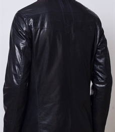 市场上装-皮衣-时尚商务皮衣