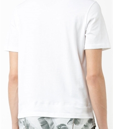 市场上装-T恤-休闲男装t恤