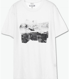 市场上装-T恤-休闲男装t恤