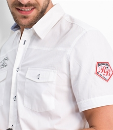 市场上装-衬衫-时尚商务衬衫