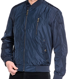 市场上装-夹克-时尚商务夹克