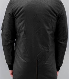 市场上装-皮衣-时尚男装皮衣