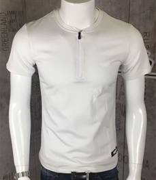 市场上装-T恤-时尚男装t恤