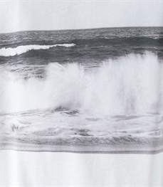 市场上装-T恤-休闲男装t恤