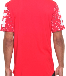 市场上装-T恤-时尚男装t恤