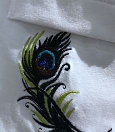 市场上装-T恤-时尚男装t恤