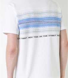 市场上装-T恤-休闲男装t恤