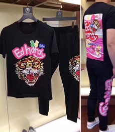 市场上装-套装-休闲男装套装