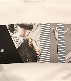 市场上装-T恤-时尚男装t恤