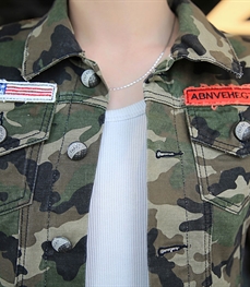 市场上装-马夹-时尚男装马甲