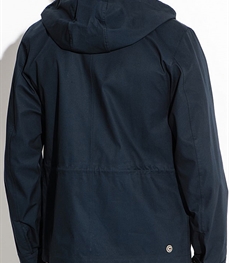 市场上装-夹克-时尚商务夹克