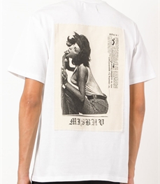 市场上装-T恤-休闲男装t恤