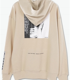 市场上装-卫衣-休闲男装卫衣