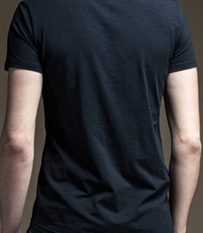 市场上装-T恤-时尚男装t恤